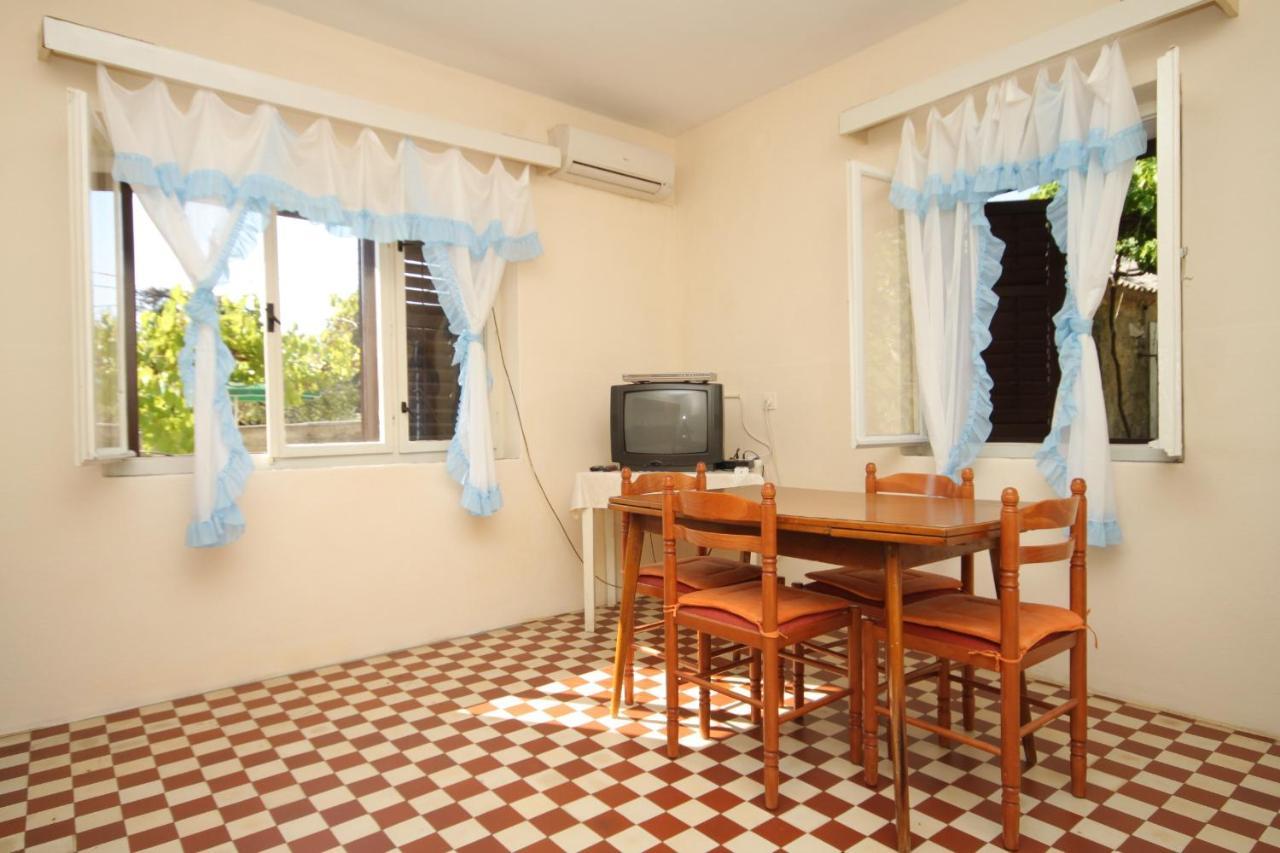 Apartment Savar 8127B Buitenkant foto